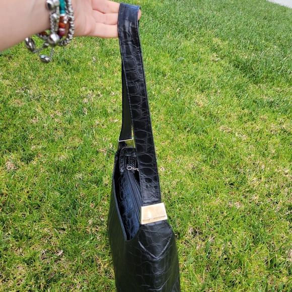 Y2K Stuart Weitzman Black Vegan Snakeskin Embossed Shoulder Bag/Purse - Picture 8 of 10